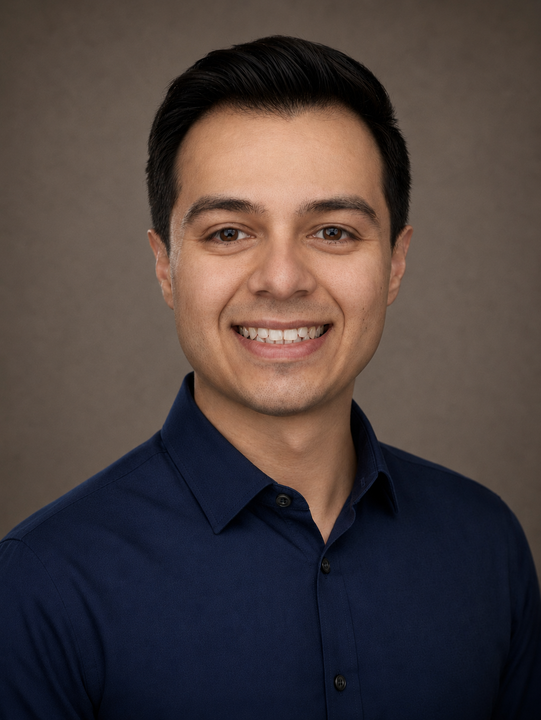Kevin Gonzalez, M&A Advisor, Vanla Group